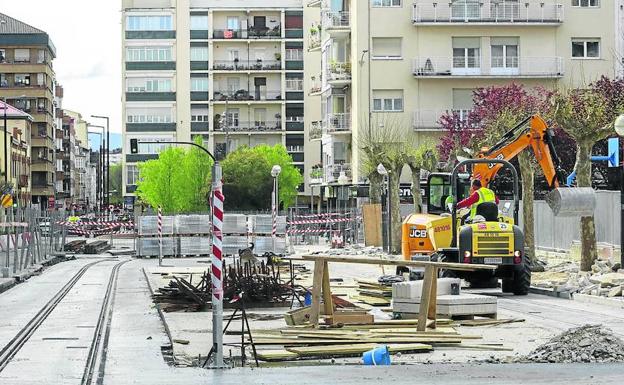 Las obras del ramal Sur del tranvía avanzan según lo previsto y acabarán a final de año.