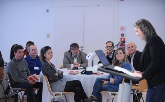 Participantes en una de las lanzaderas alavesas. 