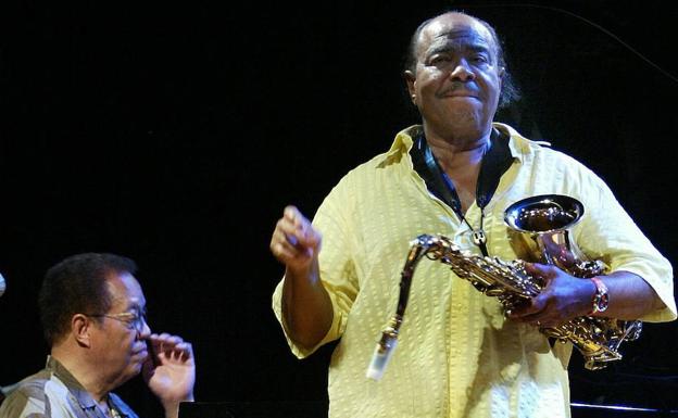 Benny Golson, durante su actuación en el festival de Jazz de Oviedo, en 2005. 