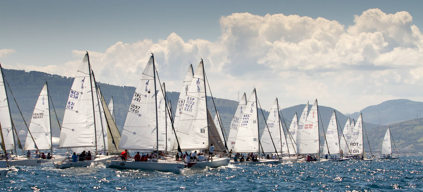 Fotos: El Mundial de vela comienza en Getxo