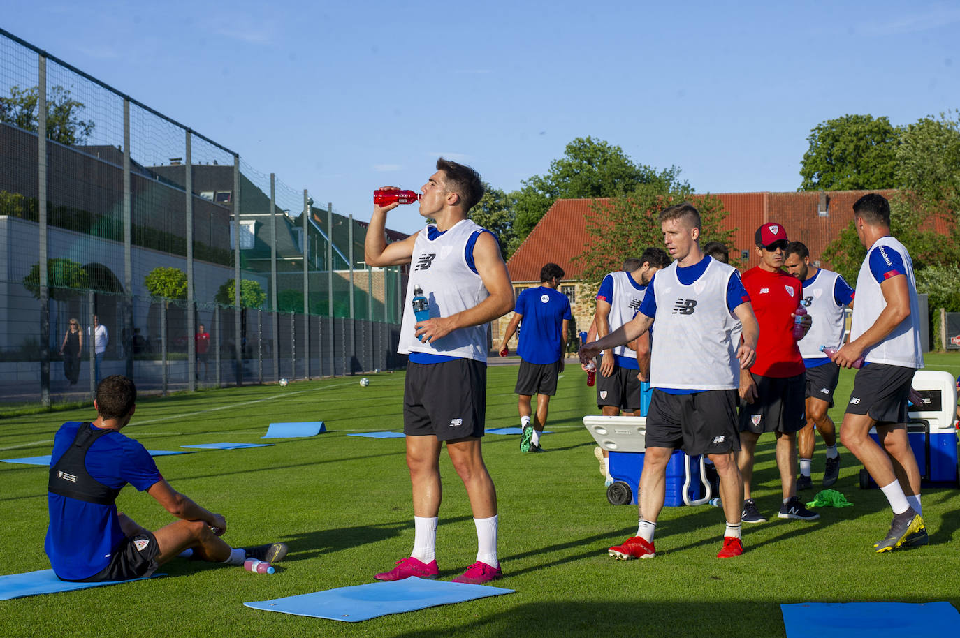 El Athletic entrena en Marienfeld.