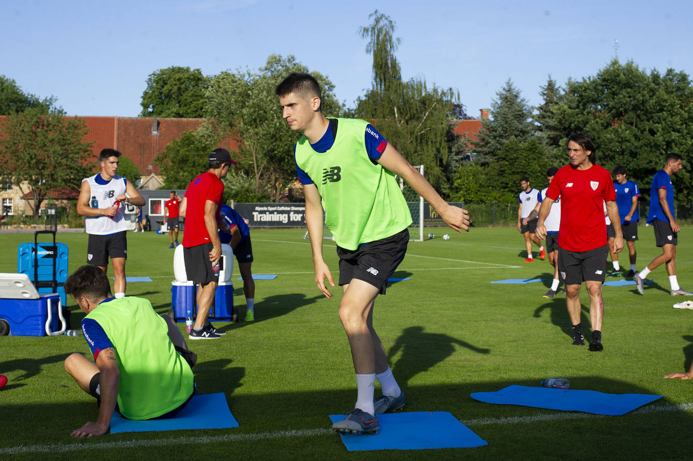 El Athletic entrena en Marienfeld.