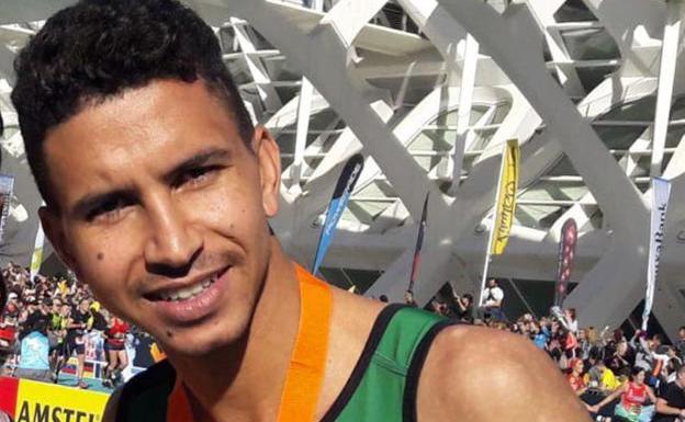 Jaouad Tougane, el campeón autonómico de maratón en 2018, ha sido detenido tres veces por la Policía Nacional en las últimas semanas por sendos robos.