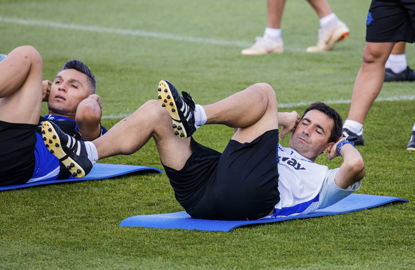 Fotos: El Alavés trabaja en Los Ángeles de San Rafael