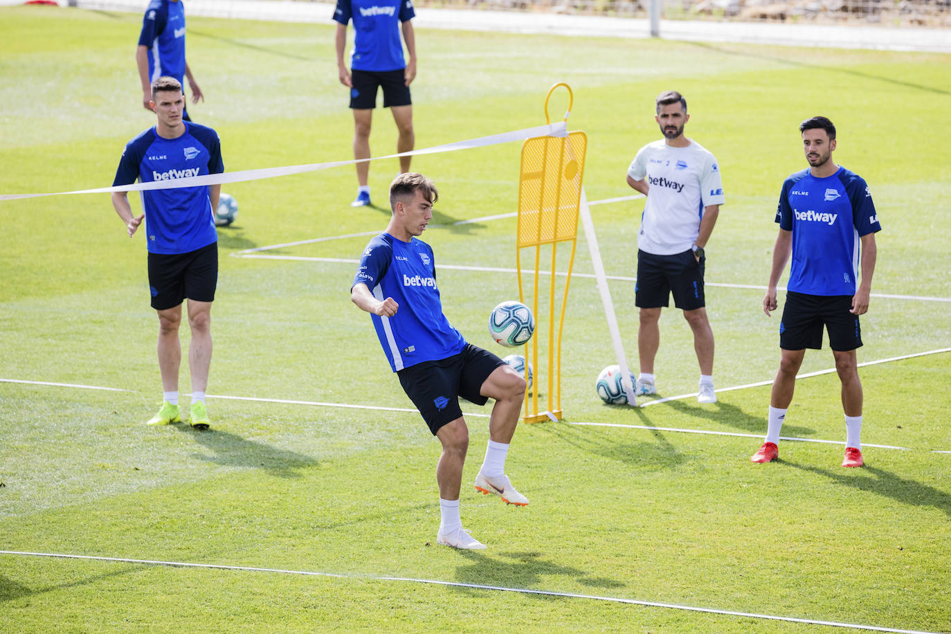 Fotos: El Alavés trabaja en Los Ángeles de San Rafael