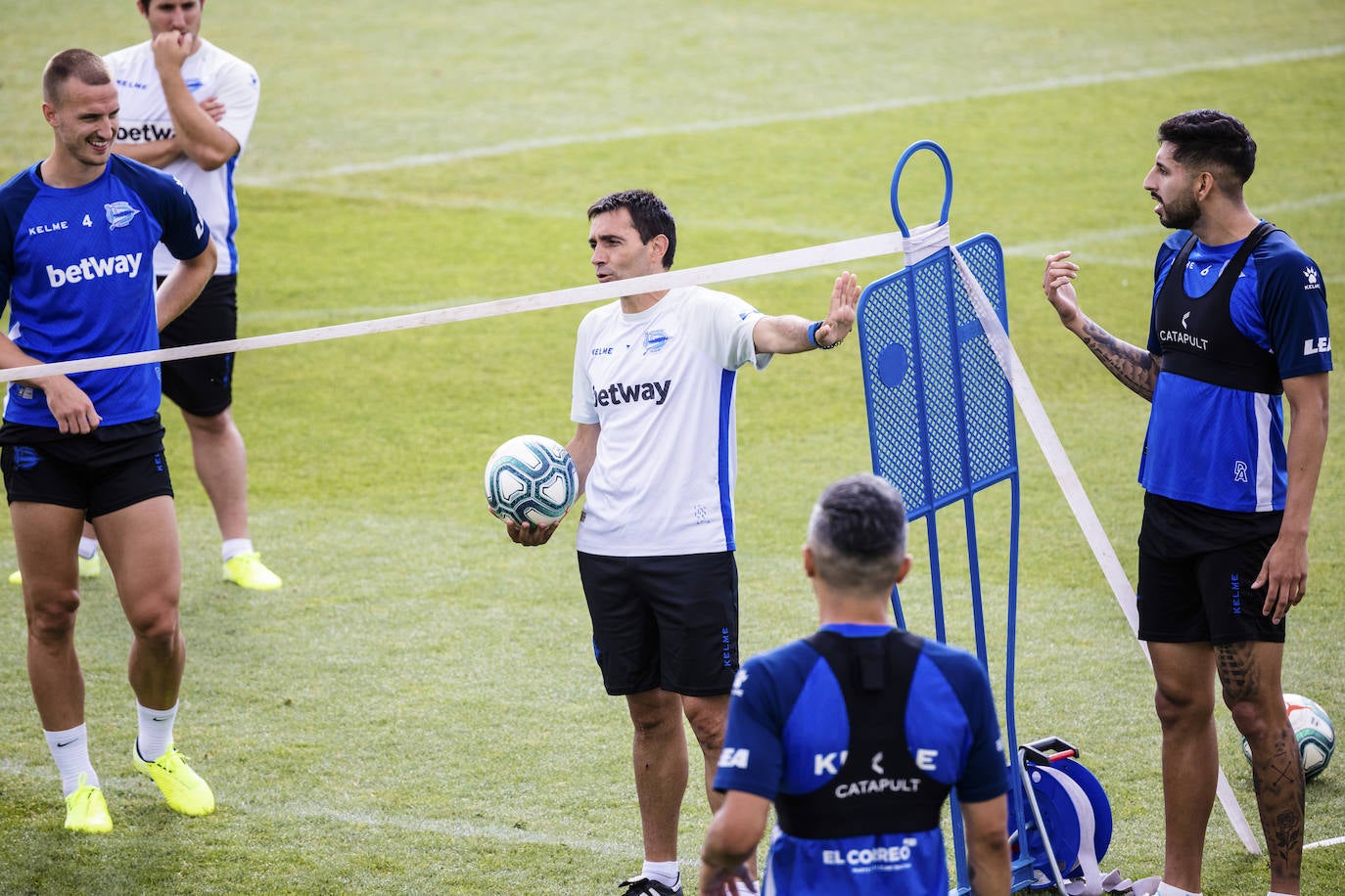 Fotos: El Alavés trabaja en Los Ángeles de San Rafael