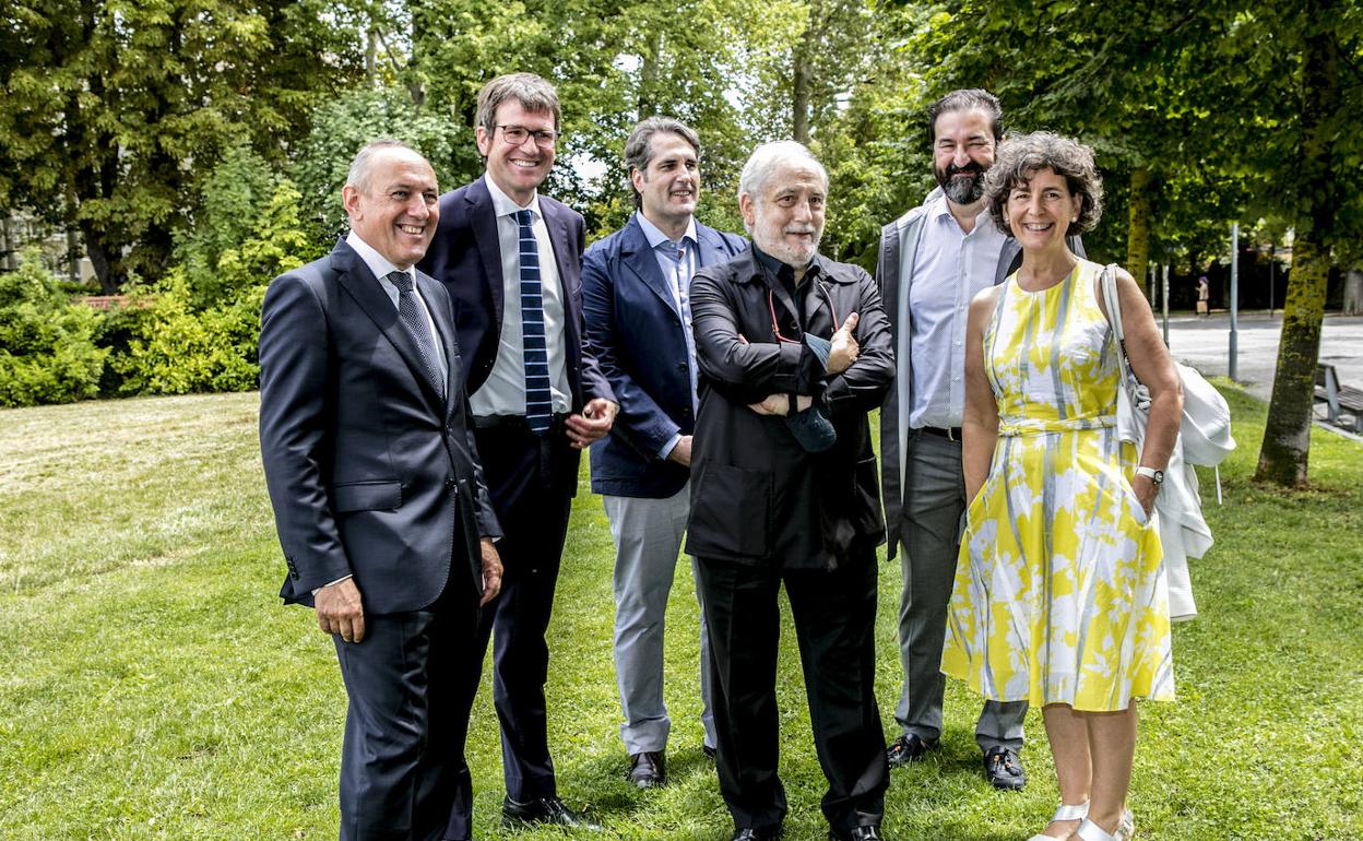 Ramiro González, Gorka Urtaran Pablo y Mariano Bayón, Miguel Ángel García Fresca y Ana Oregi.
