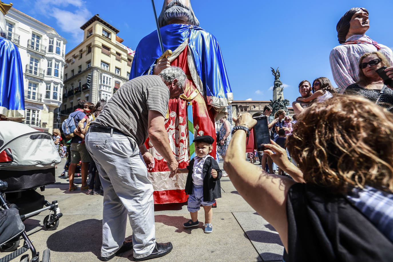 Fotos: Búscate en la baja de Edurne y Celedón txiki de La Blanca 2019