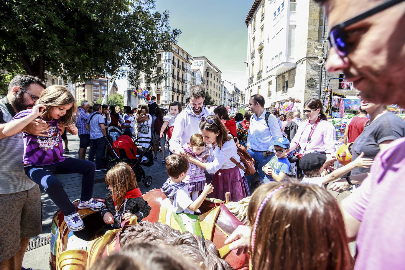 Fotos: Búscate en la baja de Edurne y Celedón txiki de La Blanca 2019