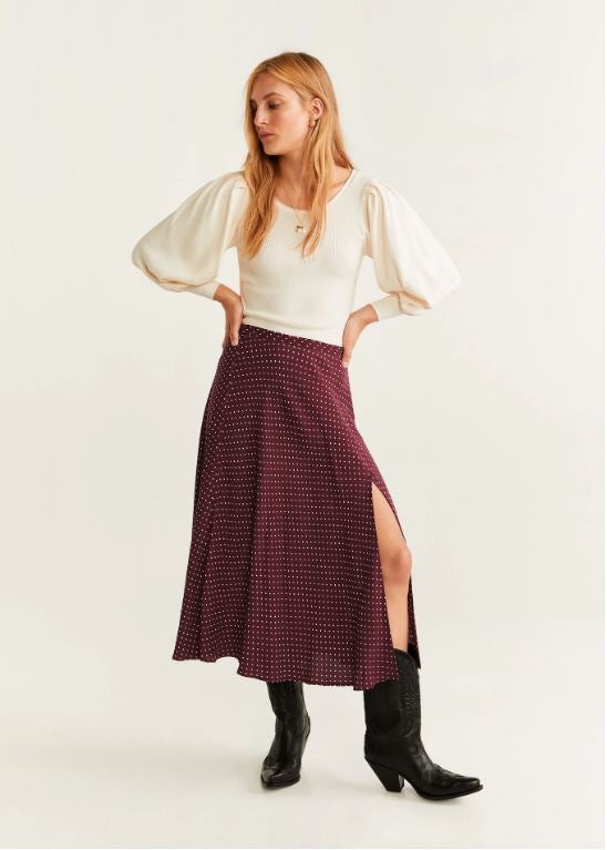 Un diseño con lunares de Mango.