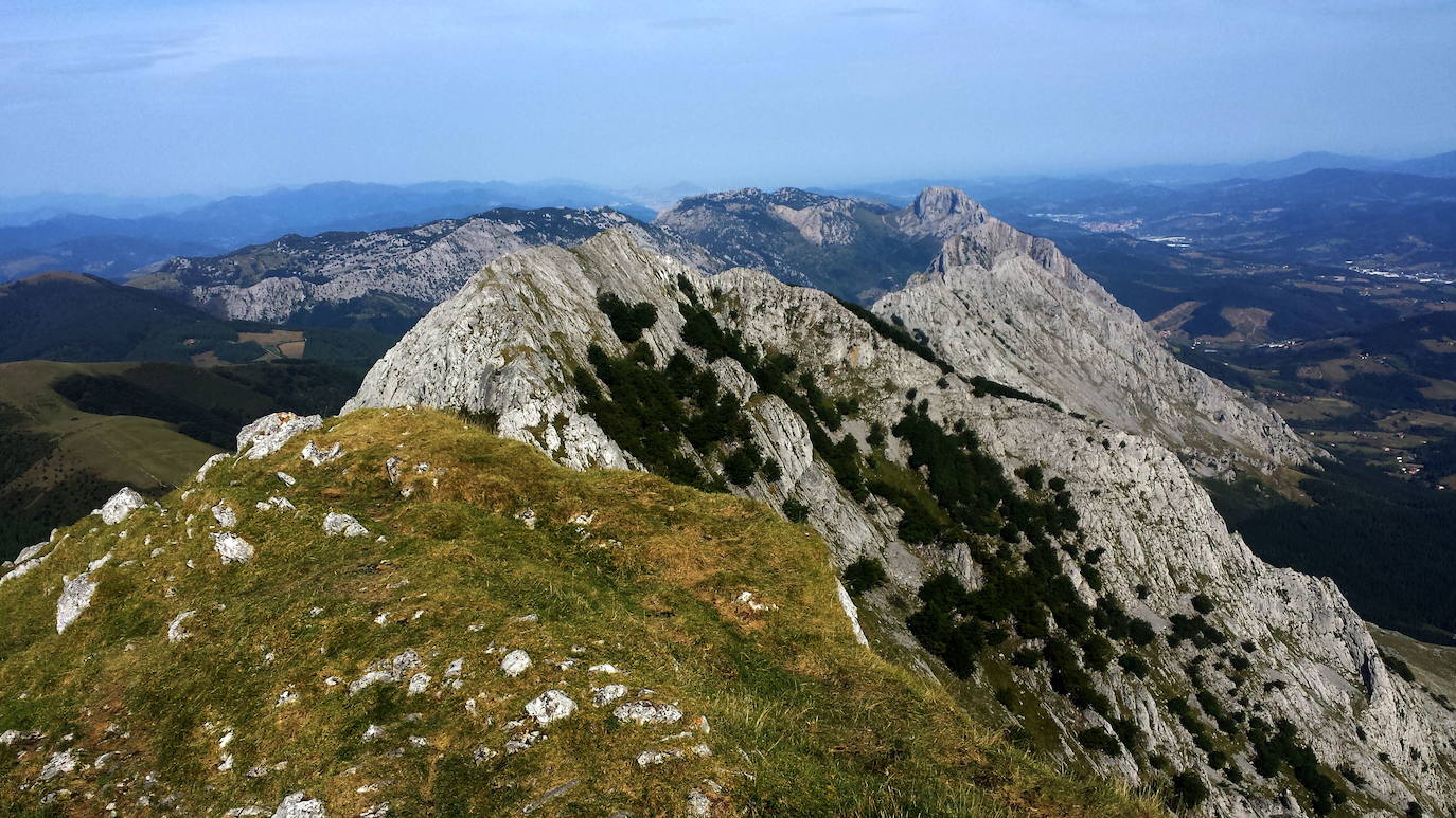 Vista aérea del parque natural de Urkiola