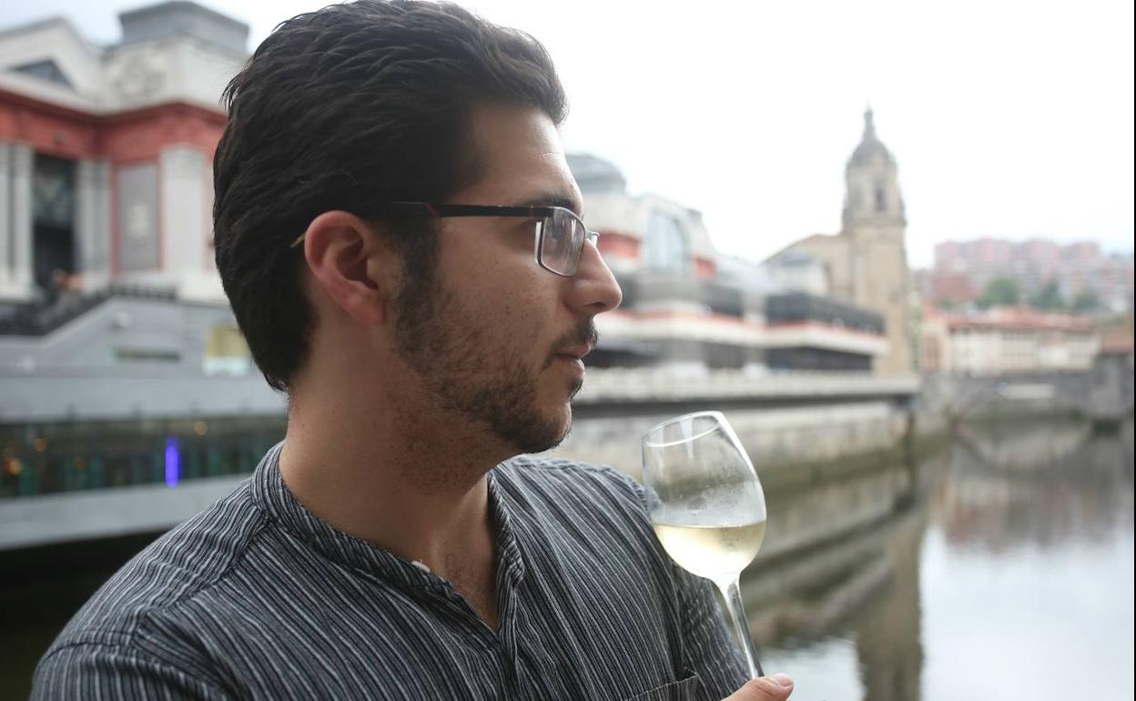 Bernat Vilarrubla: «En sala prefiero a los poetas»