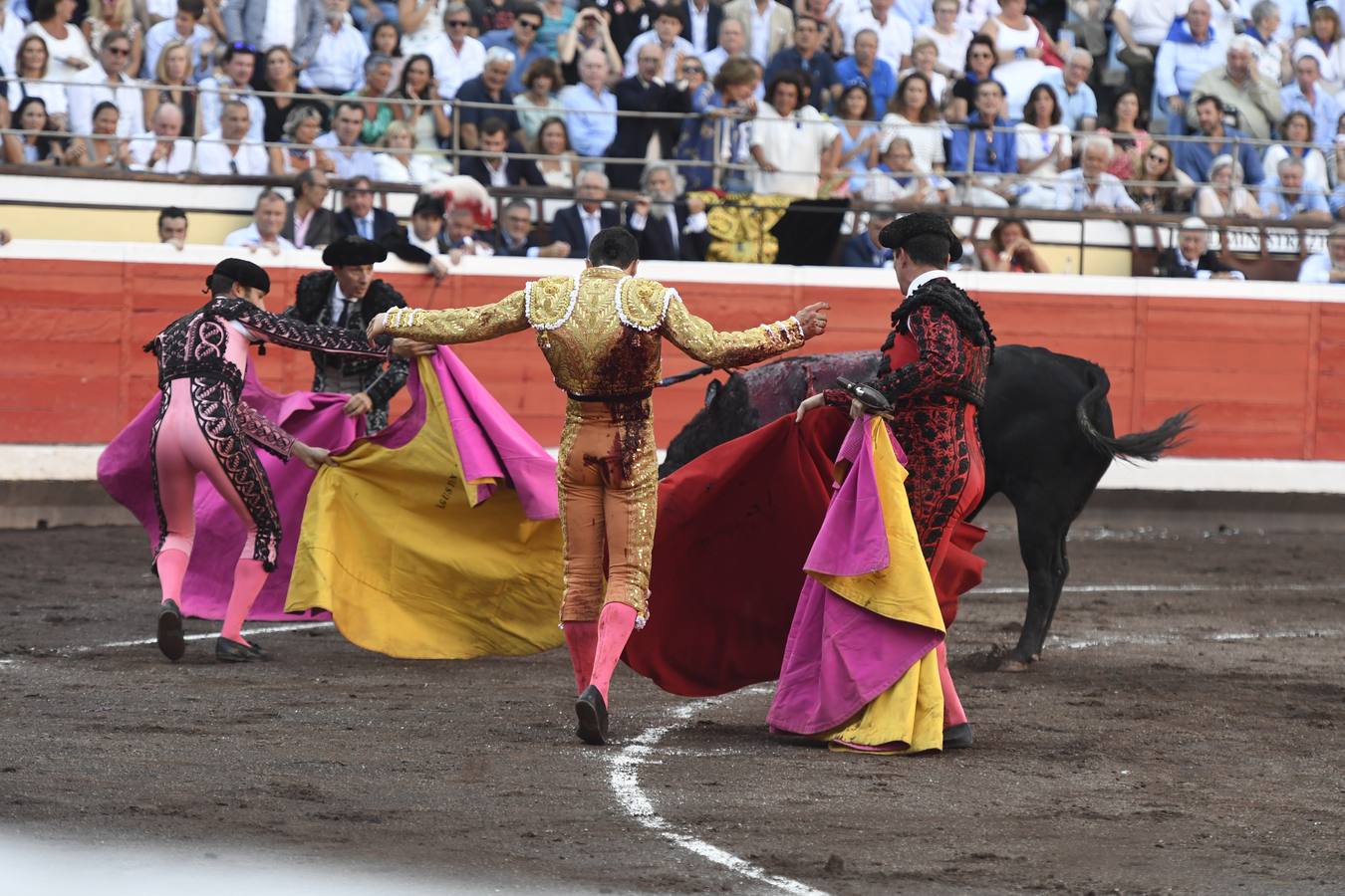 Fotos: Puerta grande de Paco Ureña en Vista Alegre tras cortar cuatro orejas