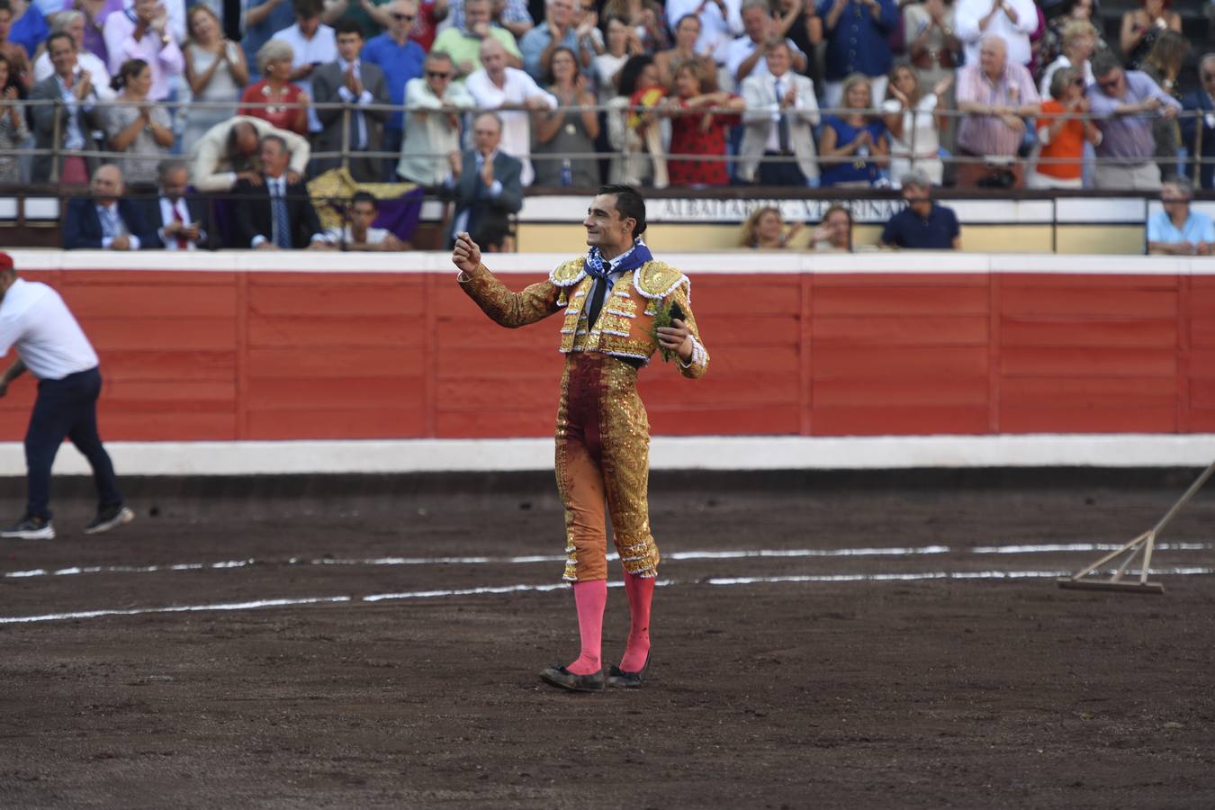 Fotos: Puerta grande de Paco Ureña en Vista Alegre tras cortar cuatro orejas