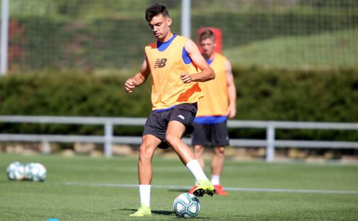 Andoni López, durante un entrenamiento del Athletic en Lezama, el pasado julio.