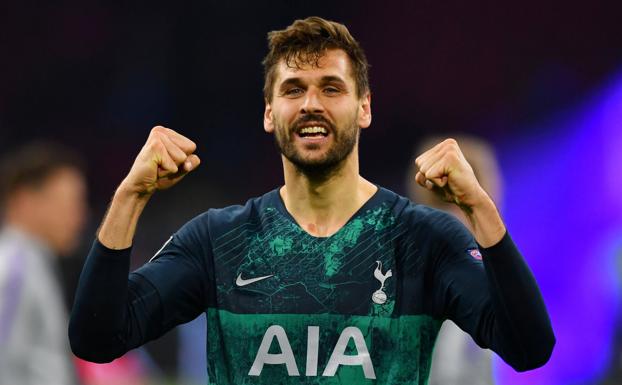 Llorente durante un partido de la pasada campaña con el Tottenham.