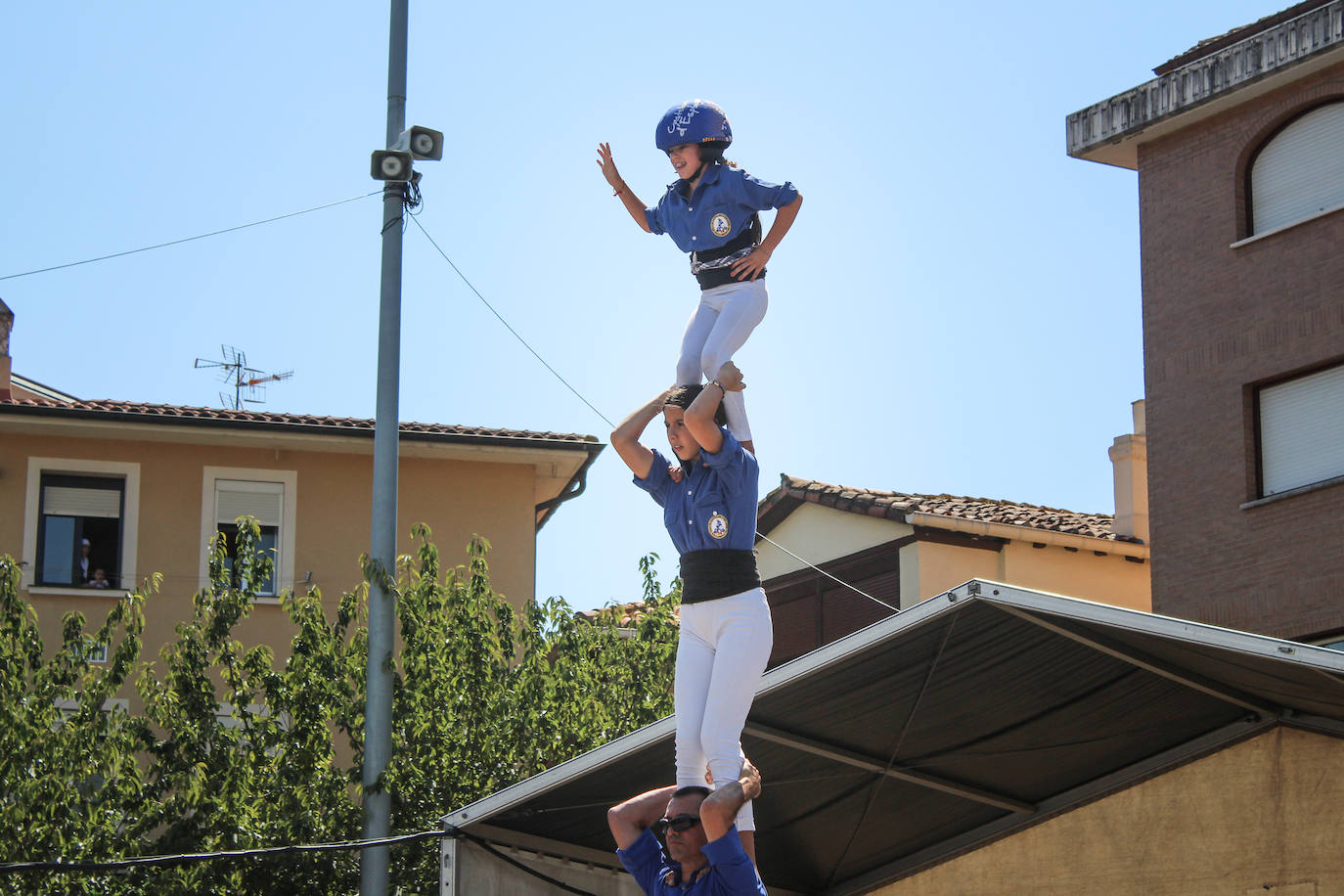 Fotos: Castellers y encierros en el &#039;Día de las morcillas&#039; en las fiestas de Llodio