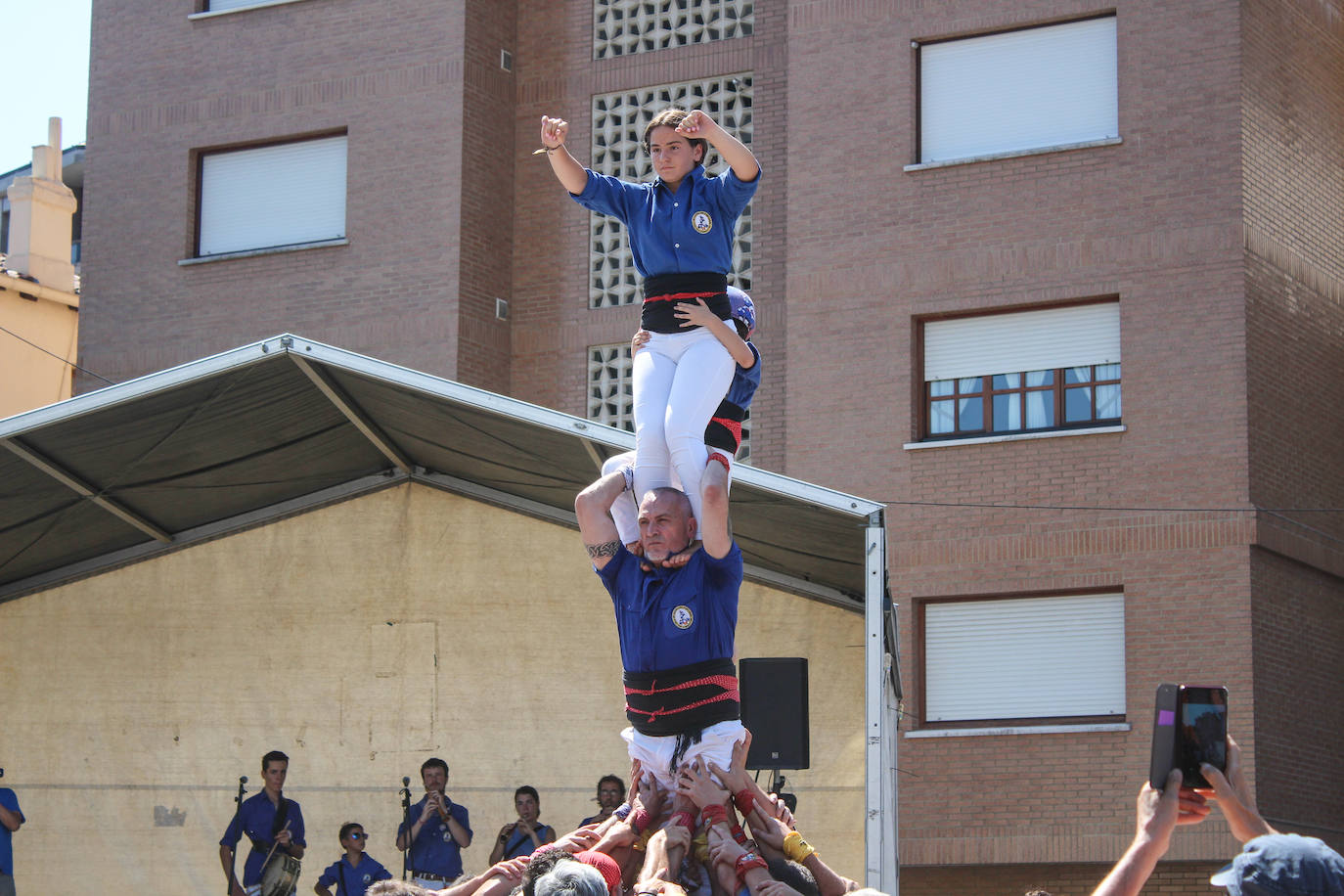 Fotos: Castellers y encierros en el &#039;Día de las morcillas&#039; en las fiestas de Llodio