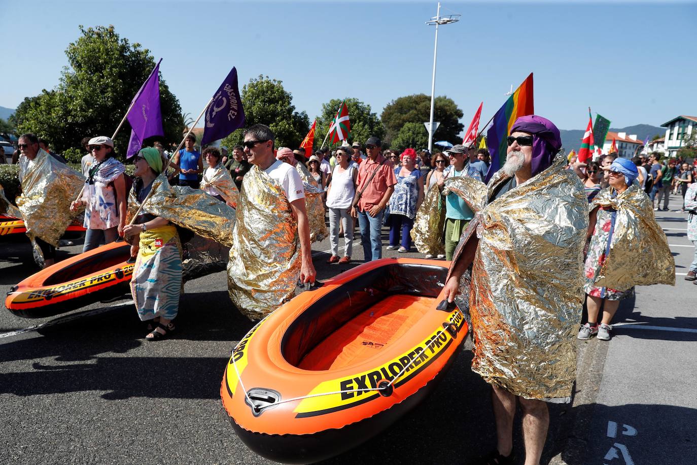 Fotos: Así ha sido la manifestación por la cumbre del G7 en Hendaya