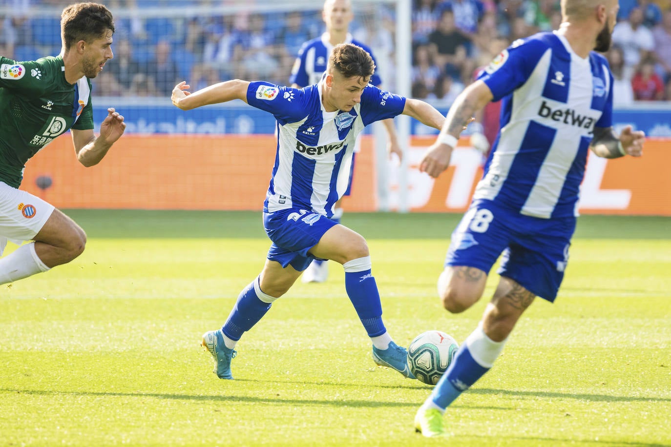 Las mejores fotos del encuentro de la segunda jornada de LaLiga disputado en el estadio de Mendizorroza