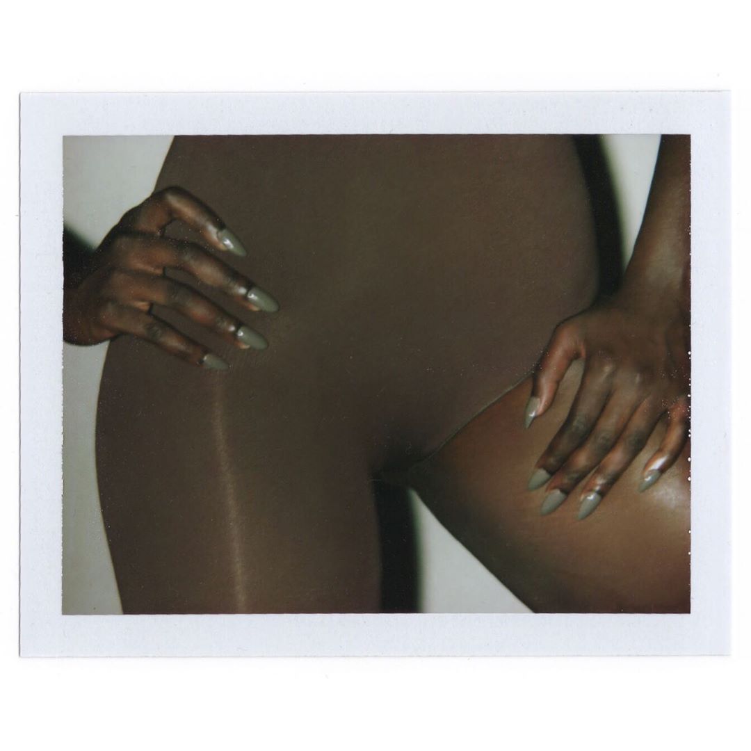 La empresaria ayudó a poner en libertad a una mujer que estuvo 21 años en la cárcel. Ahora, se convierte en la imagen de SKIMS, su nuevo proyecto de ropa interior