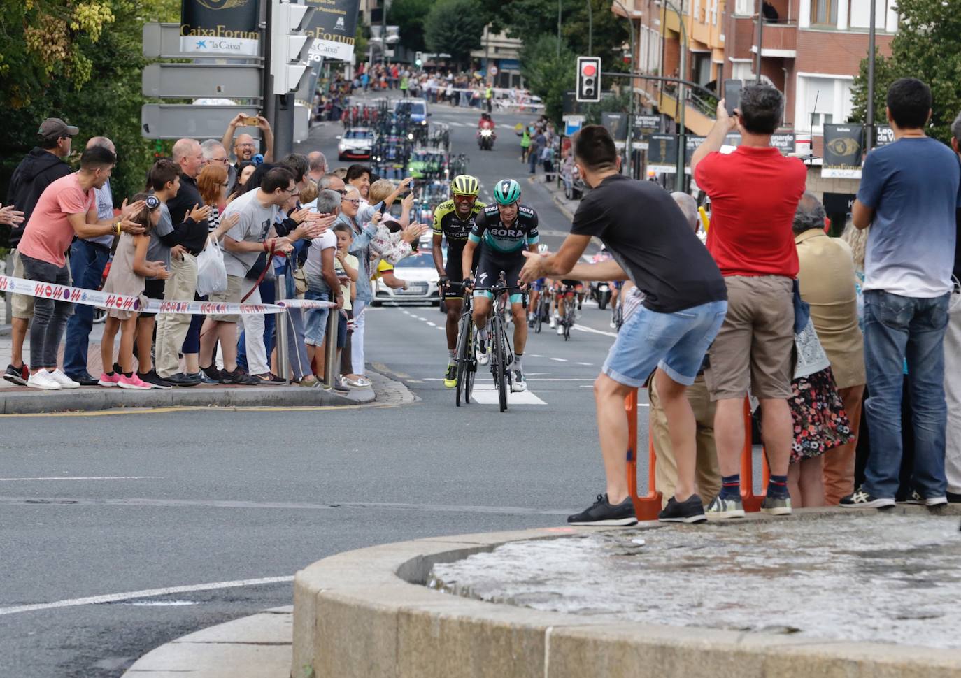 La ciudad muestra este jueves una estampa inusual por el paso de la prueba ciclista