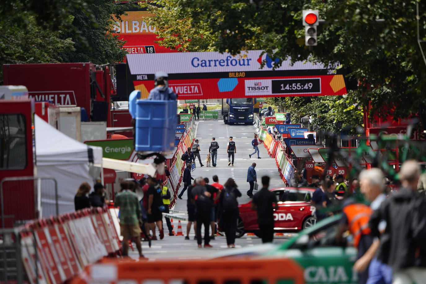 La ciudad muestra este jueves una estampa inusual por el paso de la prueba ciclista