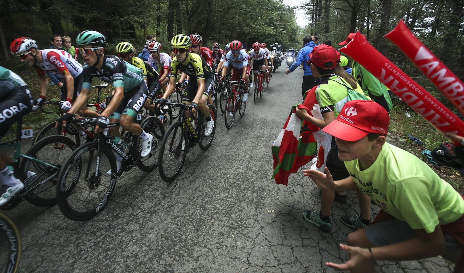 Fotos: La Vuelta a su paso por El Vivero