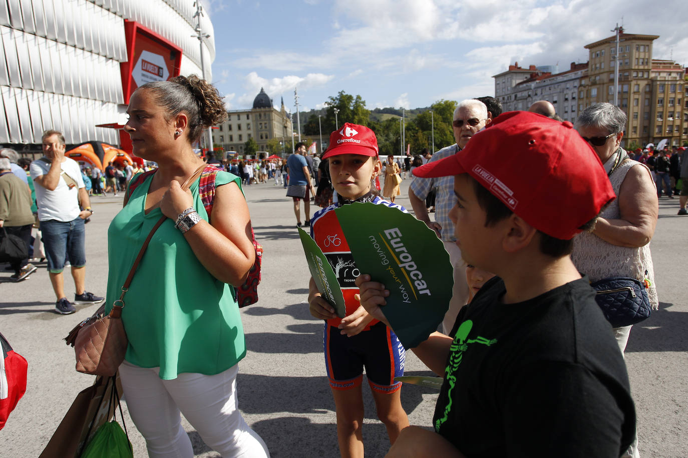 Fotos: La Vuelta sale de San Mamés