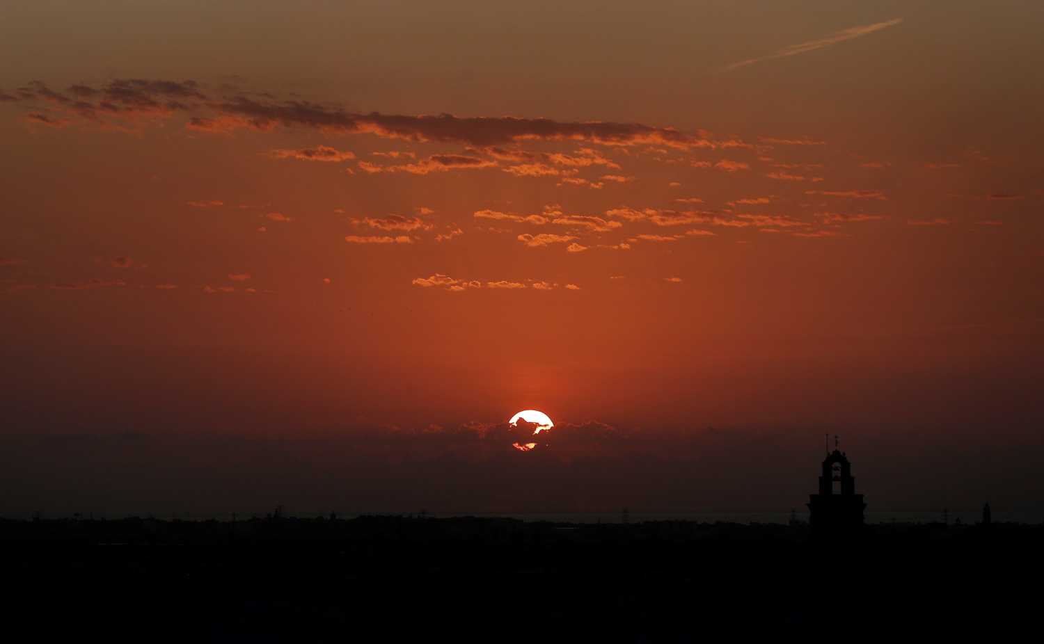 Amanece sobre la huerta valenciana, en Godella