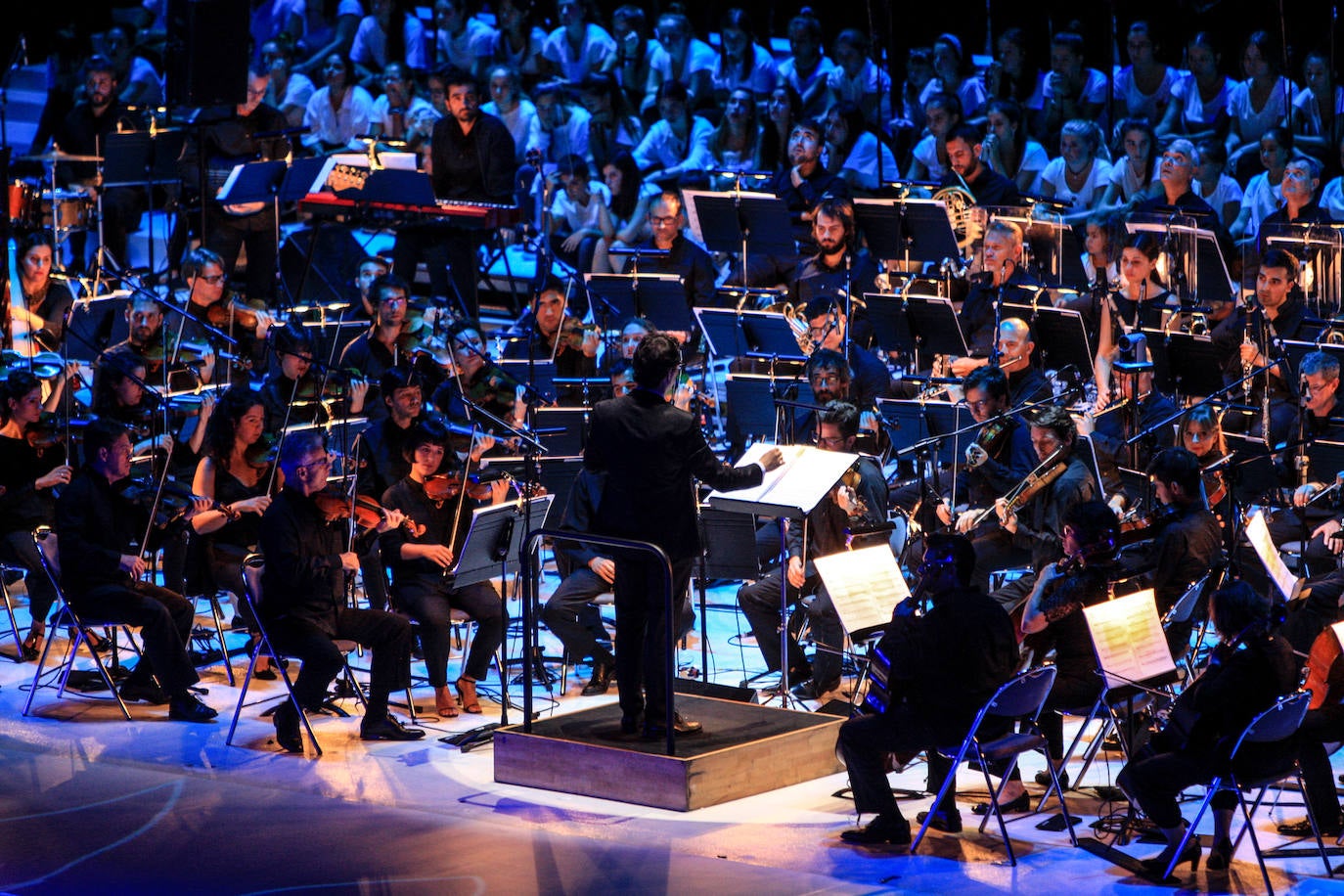 Fotos: &#039;Humanity al Music&#039; el gran espectáculo de la Corporación Mondragón