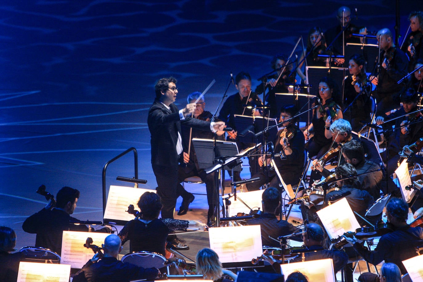 Fotos: &#039;Humanity al Music&#039; el gran espectáculo de la Corporación Mondragón