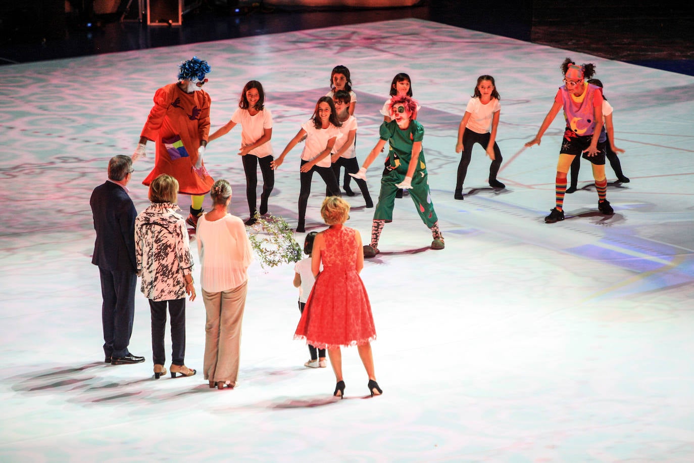 Fotos: &#039;Humanity al Music&#039; el gran espectáculo de la Corporación Mondragón