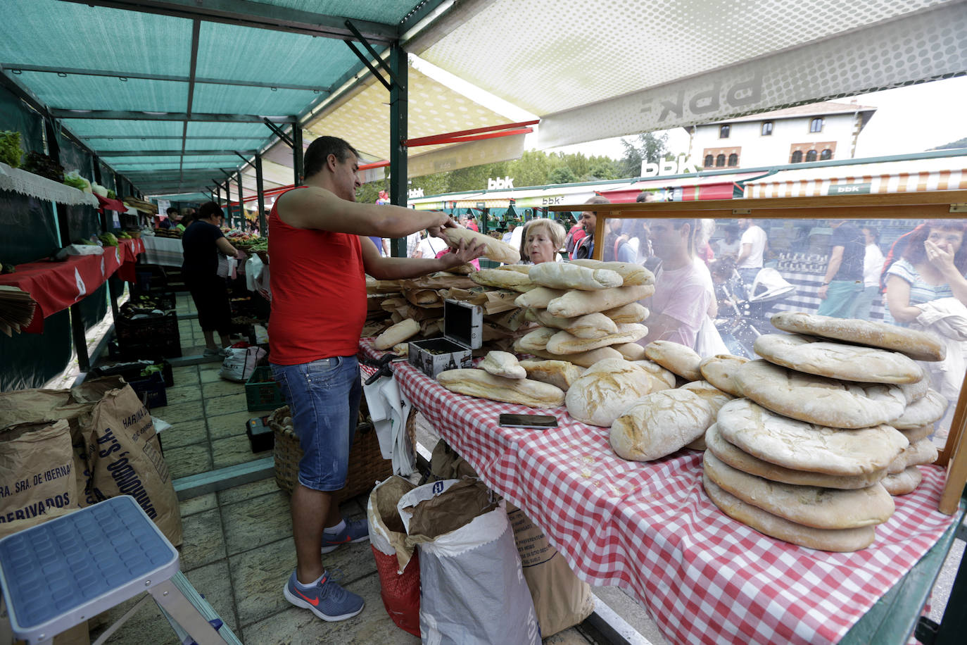 Fotos: La feria agrícola de Muskiz reúne 90 puestos