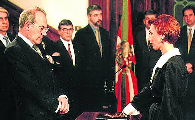 Jura como consejera de Ardanza. 