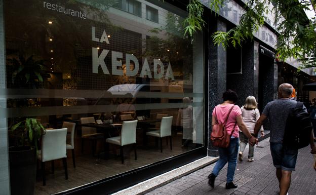 Entrada del restaurante La Kedada