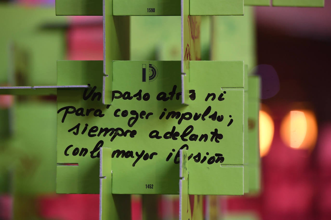 La exposición instalada en la Alhóndiga para promover la creación de ideas.