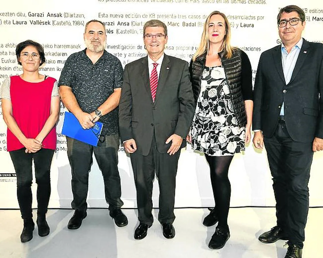 Beatriz Herráez, Fernando Pérez, Juan Mari Aburto, Aitziber Atorrasagasti y Gonzalo Olabarria. 