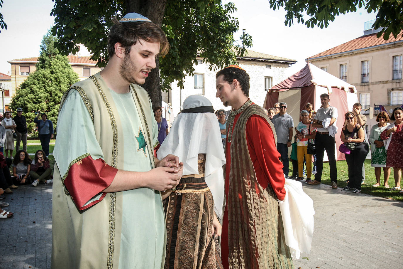 Fotos: Vitoria viaja el Medievo