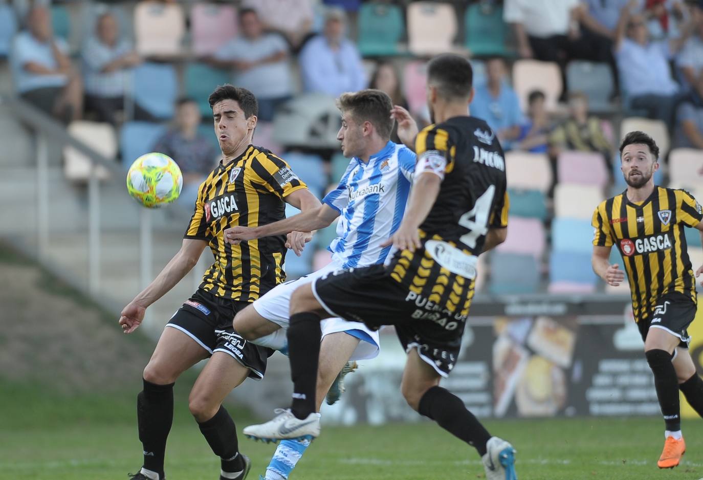 El conjunto fabril encajó la derrota más dura de su historia en casa en Segunda B