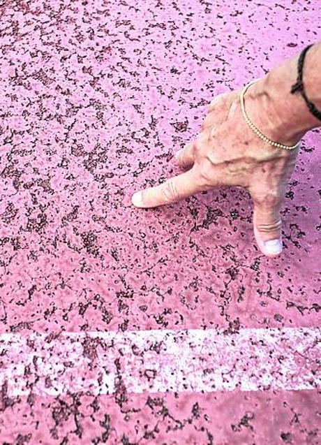 Imagen - Detalle del suelo de una de las calles. B. Castillo