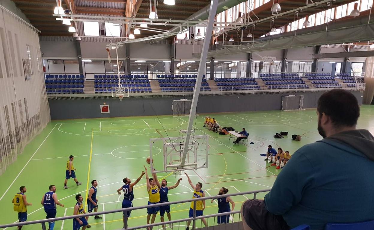 La gestión de las instalaciones del polideportivo se adjudicarán en unos días por diez años. 