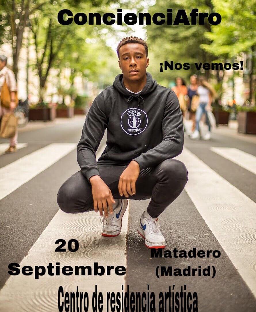 El cantante Betto Snay, angoleño de 38 años, funda la marca Afrook Live Style, que pretende «visibilizar y normalizar la diversidad»