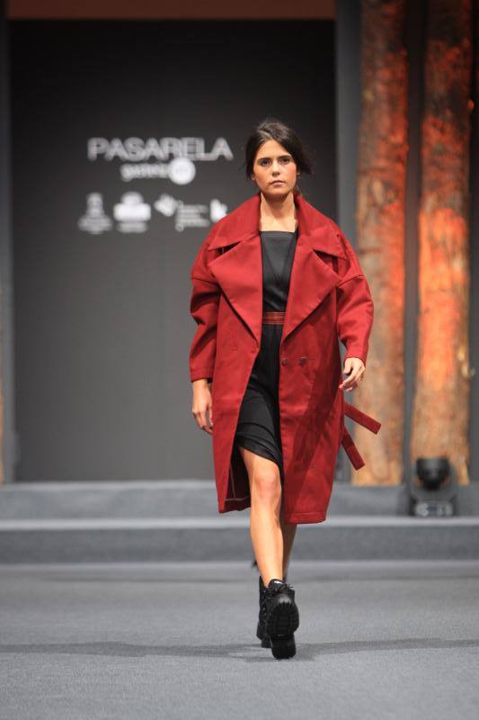 Fotos: El &#039;total black&#039; y el estilo militar dan la batalla esta temporada