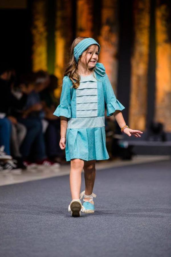 Las colecciones de La nieta de Inés, Rebeca Ruiz, Eder Aurre y la pareja formada por Miguel Gutiérrez y Cristina Lefter cerraron el Encuentro de Nuevos Creadores de Moda de la Pasarela Gasteiz On.