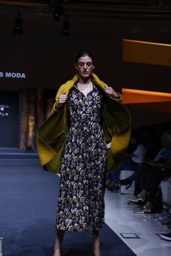 Algunas de las propuestas de La Couture, Atelier Vitoria y Ríos Moda que desfilaron por la Pasarela Gasteiz On. Ríos mostró también moda urbana.