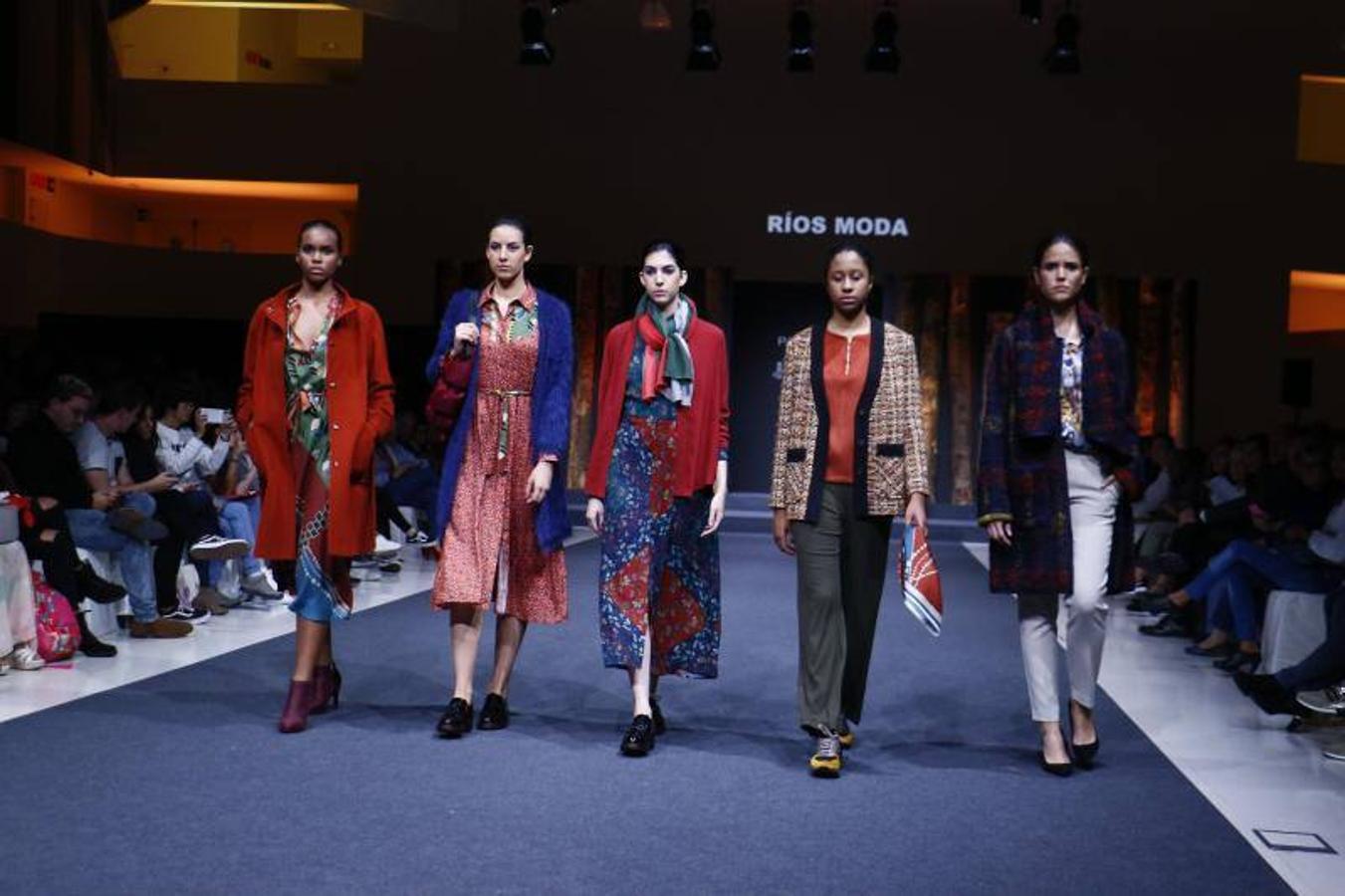 Algunas de las propuestas de La Couture, Atelier Vitoria y Ríos Moda que desfilaron por la Pasarela Gasteiz On. Ríos mostró también moda urbana.