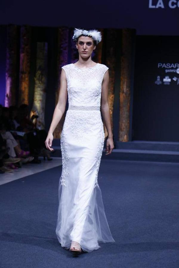 Algunas de las propuestas de La Couture, Atelier Vitoria y Ríos Moda que desfilaron por la Pasarela Gasteiz On. Ríos mostró también moda urbana.