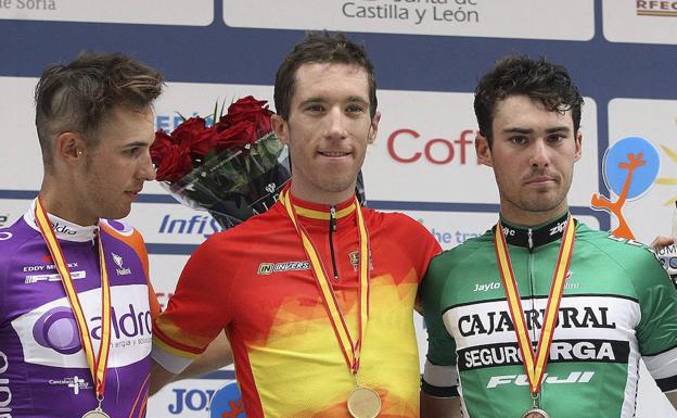 Sergio Rodríguez, en el centro de la imagen, fue campeón de España Élite en 2017.