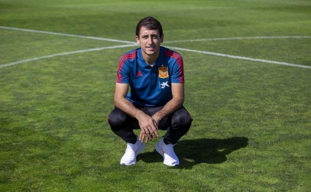 Imagen principal - Mikel Oyarzabal.